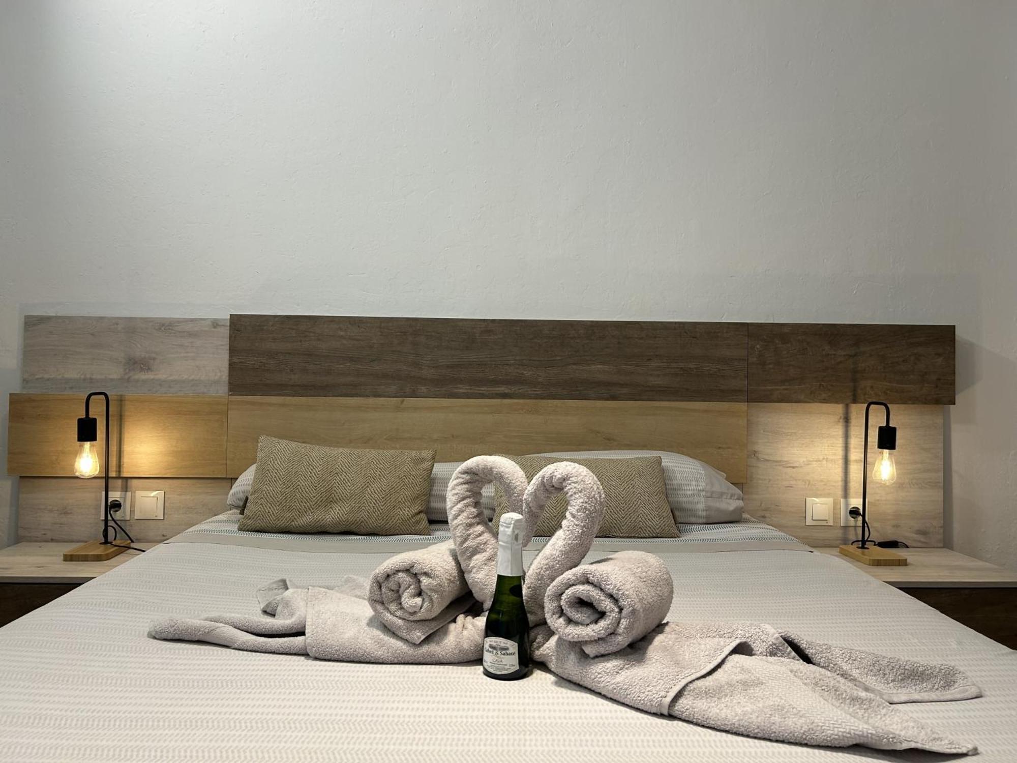 Lujo A Tu Alcance Con Spa Y Garaje Pleno Centro Huelva Extérieur photo