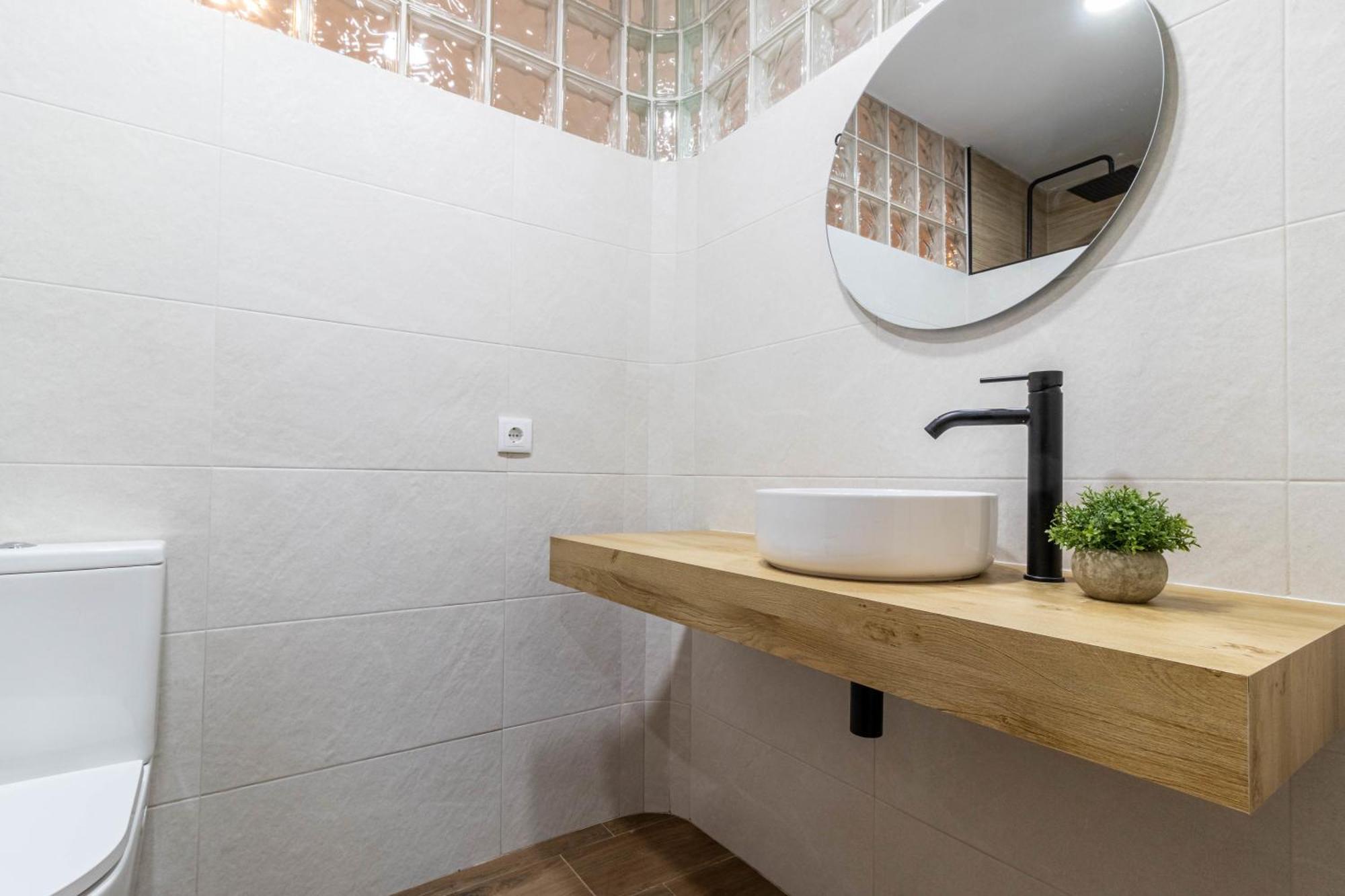 Lujo A Tu Alcance Con Spa Y Garaje Pleno Centro Huelva Extérieur photo